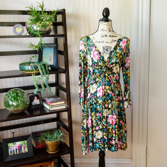 Anthropologie Dresses & Skirts - Anthropologie Lilka Floral Dress
